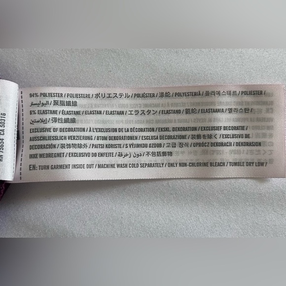 Hollister Burgundy Crushed Velvet Off Shoulder Dress Size XS - Picture 7 of 7